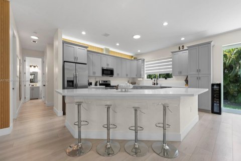 Casa en venta en Miami, Florida, 4 dormitorios, 204.11 m2 № 1790140 - foto 12
