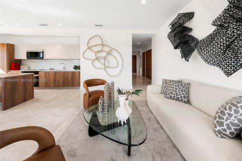 Apartamento en alquiler en Coral Gables, Florida, 2 dormitorios, 156.35 m2 № 2282304 - foto 8