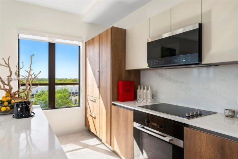 Apartamento en alquiler en Coral Gables, Florida, 2 dormitorios, 156.35 m2 № 2282304 - foto 15