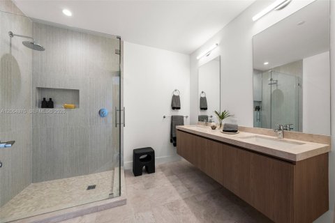 Apartamento en alquiler en Coral Gables, Florida, 2 dormitorios, 156.35 m2 № 2282304 - foto 23