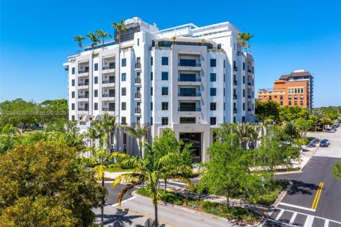 Apartamento en Coral Gables, Florida 2 dormitorios, 156.35 m2 № 2282304
