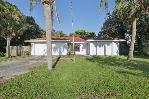 Casa en venta en North Port, Florida, 2 dormitorios, 109.44 m2 № 1894743 - foto 1