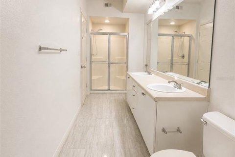 Copropriété à vendre à Orlando, Floride: 3 chambres, 153.38 m2 № 2355939 - photo 11