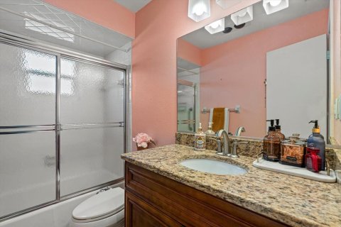 Copropriété à vendre à Sarasota, Floride: 3 chambres, 164.25 m2 № 1802126 - photo 27