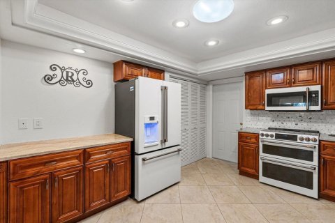 Copropriété à vendre à Sarasota, Floride: 3 chambres, 164.25 m2 № 1802126 - photo 13