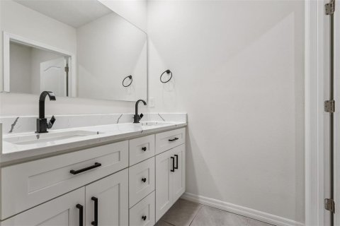 Villa ou maison à vendre à Leesburg, Floride: 6 chambres, 248.42 m2 № 2325065 - photo 15