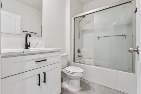 Villa ou maison à vendre à Leesburg, Floride: 6 chambres, 248.42 m2 № 2325065 - photo 16