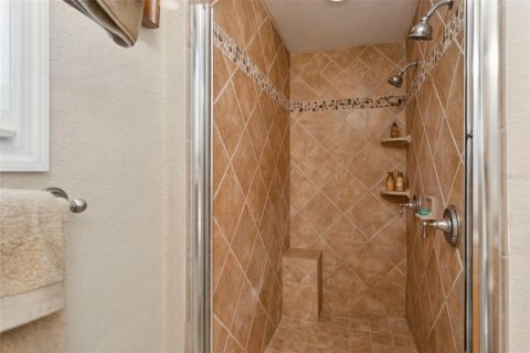 House in Tampa, Florida 3 bedrooms, 164.81 sq.m. № 1723411 - photo 14