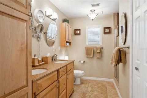House in Tampa, Florida 3 bedrooms, 164.81 sq.m. № 1723411 - photo 13