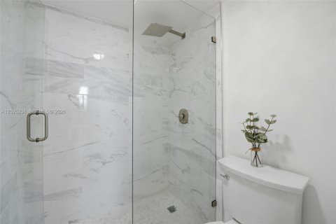 Copropriété à vendre à Miami Beach, Floride: 1 chambre, 88.26 m2 № 2085865 - photo 14