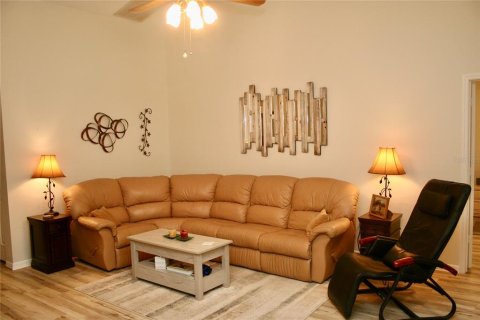 House in Dunnellon, Florida 2 bedrooms, 145.02 sq.m. № 1736968 - photo 9