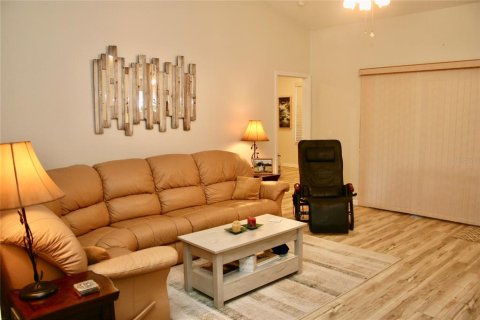 House in Dunnellon, Florida 2 bedrooms, 145.02 sq.m. № 1736968 - photo 11