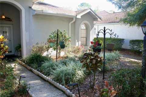 House in Dunnellon, Florida 2 bedrooms, 145.02 sq.m. № 1736968 - photo 3
