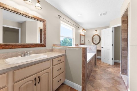 Casa en venta en Orlando, Florida, 5 dormitorios, 334.36 m2 № 1899938 - foto 20