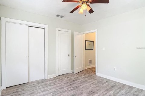 Villa ou maison à vendre à Tampa, Floride: 2 chambres, 78.04 m2 № 2236195 - photo 20