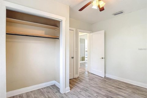 Villa ou maison à vendre à Tampa, Floride: 2 chambres, 78.04 m2 № 2236195 - photo 19