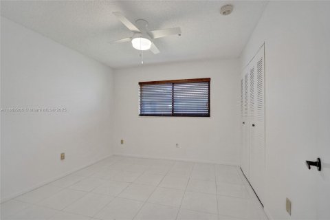 Condo in Delray Beach, Florida, 2 bedrooms  № 1890807 - photo 15