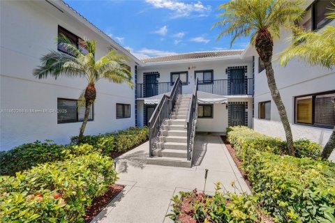 Condo in Delray Beach, Florida, 2 bedrooms  № 1890807 - photo 2