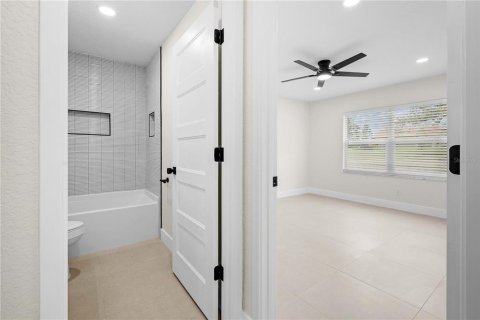 Casa en venta en Brooksville, Florida, 2 dormitorios, 139.35 m2 № 2167372 - foto 14