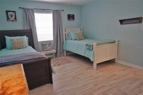 Commercial property in Clearwater, Florida 3 bedrooms, 171.59 sq.m. № 2207592 - photo 11