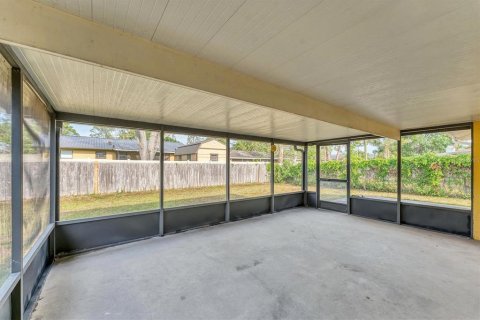 House in Sarasota, Florida 2 bedrooms, 79.34 sq.m. № 1658944 - photo 16