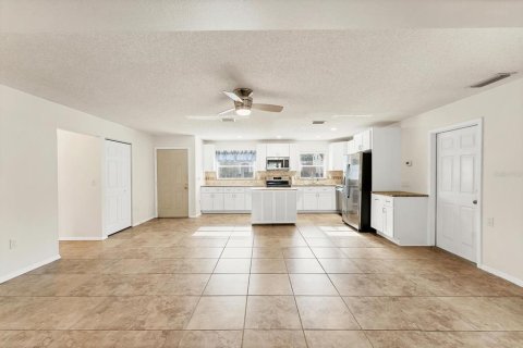 House in Sarasota, Florida 2 bedrooms, 79.34 sq.m. № 1658944 - photo 3