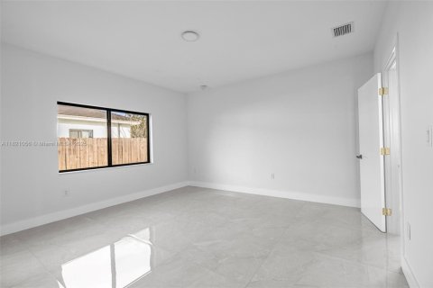 House in Cutler Bay, Florida 4 bedrooms, 194.63 sq.m. № 1781843 - photo 20