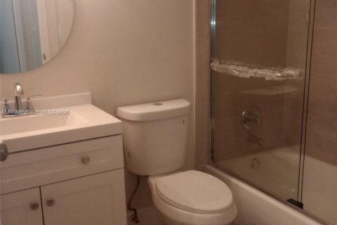 Снять в аренду кондоминиум в Холливуд, Флорида 1 спальня, 60.39м2, № 1989703 - фото 9