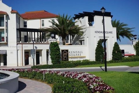 Снять в аренду коммерческую недвижимость в Майами, Флорида 179.3м2, № 1951030 - фото 1