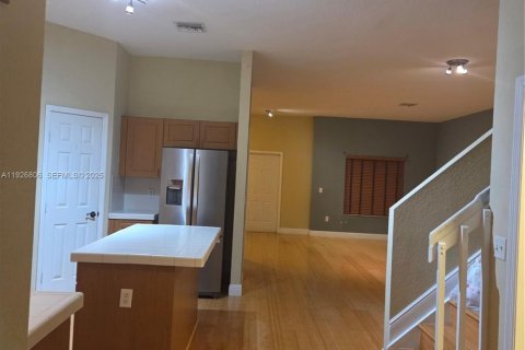 Townhouse in Homestead, Florida 3 bedrooms, 172.8 sq.m. № 1986658 - photo 1