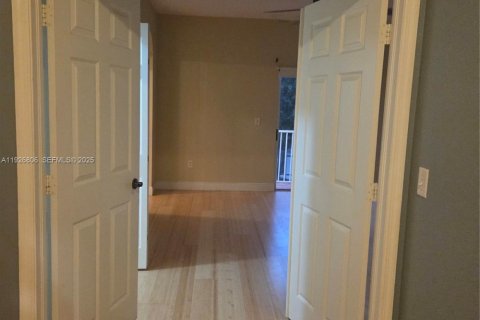 Townhouse in Homestead, Florida 3 bedrooms, 172.8 sq.m. № 1986658 - photo 7