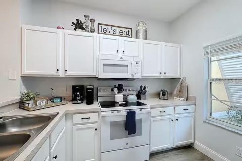 Touwnhouse à louer à Kissimmee, Floride: 3 chambres, 119.94 m2 № 2396664 - photo 3