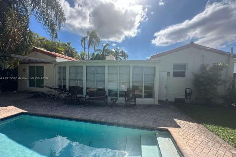 Casa en venta en Miami Shores, Florida, 2 dormitorios, 168.52 m2 № 1970751 - foto 4