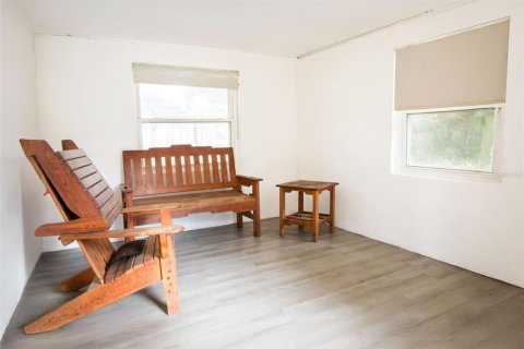 House in Eustis, Florida 2 bedrooms, 69.31 sq.m. № 2208497 - photo 7