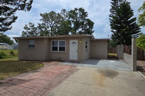 Casa en venta en Largo, Florida, 3 dormitorios, 121.14 m2 № 1688547 - foto 2