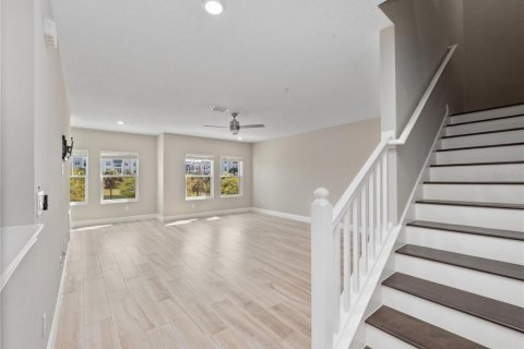 Townhouse in Tampa, Florida 4 bedrooms, 234.49 sq.m. № 2238546 - photo 25