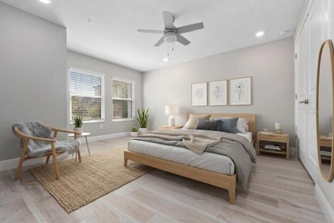 Townhouse in Tampa, Florida 4 bedrooms, 234.49 sq.m. № 2238546 - photo 29