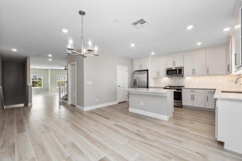 Townhouse in Tampa, Florida 4 bedrooms, 234.49 sq.m. № 2238546 - photo 22