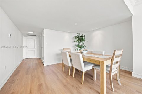Купить кондоминиум в Авентура, Флорида 2 спальни, 100.24м2, № 2244058 - фото 7
