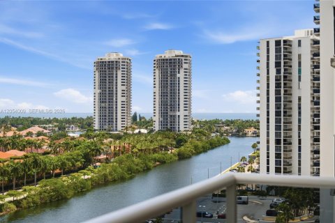 Купить кондоминиум в Авентура, Флорида 2 спальни, 100.24м2, № 2244058 - фото 22