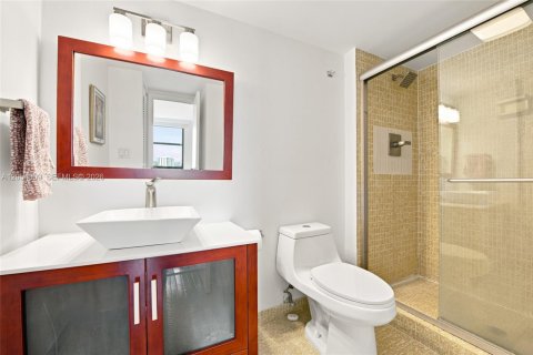 Купить кондоминиум в Авентура, Флорида 2 спальни, 100.24м2, № 2244058 - фото 17