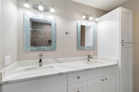 Condominio en venta en Sarasota, Florida, 3 dormitorios, 153.29 m2 № 1767652 - foto 22