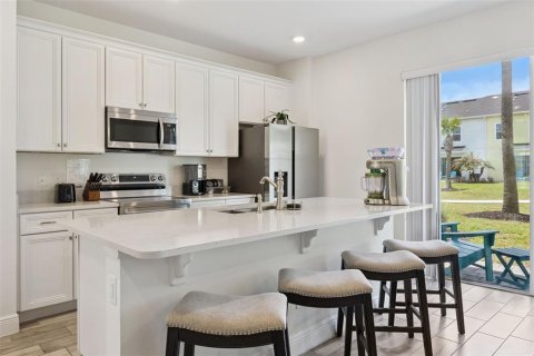 Townhouse in Kissimmee, Florida 3 bedrooms, 143.53 sq.m. № 2122525 - photo 11