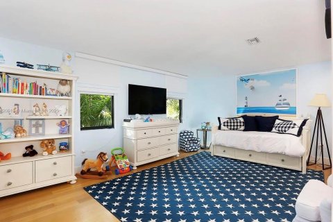 Снять в аренду виллу или дом в Корал-Гейблс, Флорида 5 спален, 524.71м2, № 2000253 - фото 13