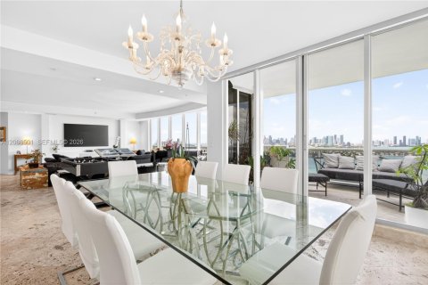 Condo in Miami Beach, Florida, 4 bedrooms  № 2071980 - photo 22