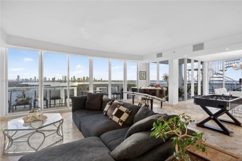 Condo in Miami Beach, Florida, 4 bedrooms  № 2071980 - photo 5