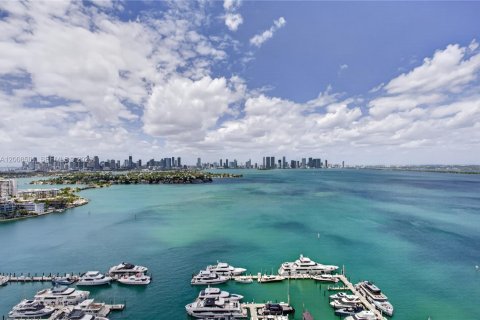 Condo à Miami Beach, Floride, 4 chambres  № 2071980