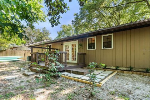 House in Gainesville, Florida 3 bedrooms, 124.86 sq.m. № 2093067 - photo 28