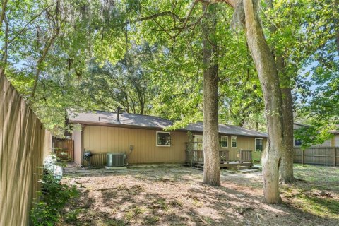House in Gainesville, Florida 3 bedrooms, 124.86 sq.m. № 2093067 - photo 30