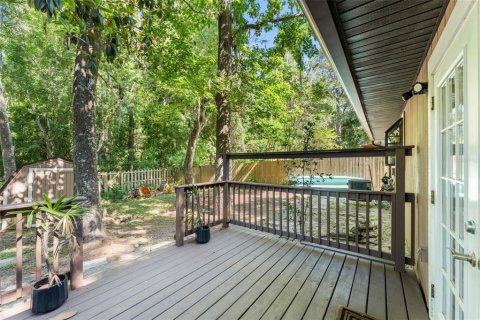 House in Gainesville, Florida 3 bedrooms, 124.86 sq.m. № 2093067 - photo 24
